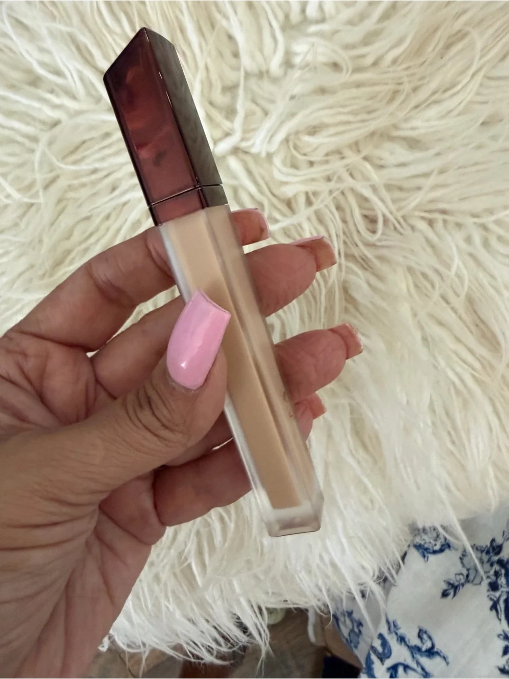 Hourglass vanish airbrush concealer